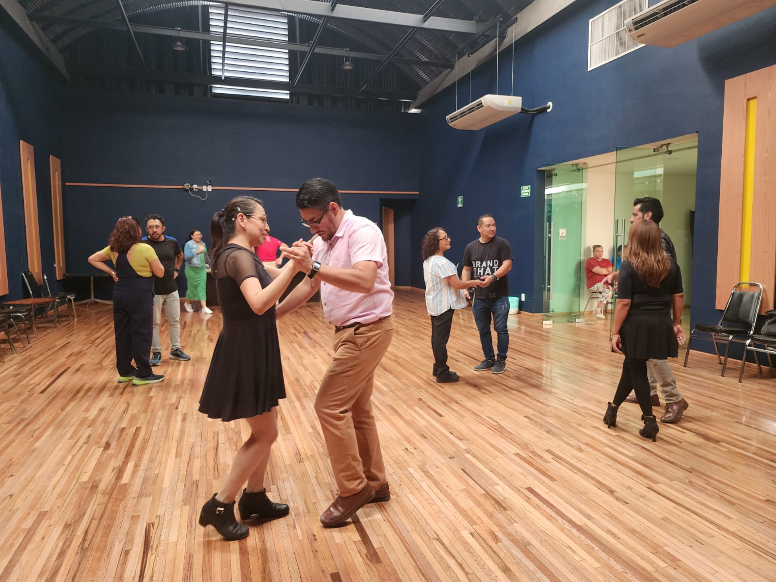 Salsa y Cumbia